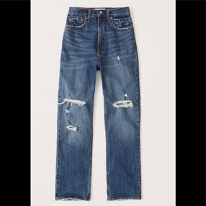 Abercrombie & Fitch The Ankle Straight Ultra High Rise  Jeans 0/25 R
